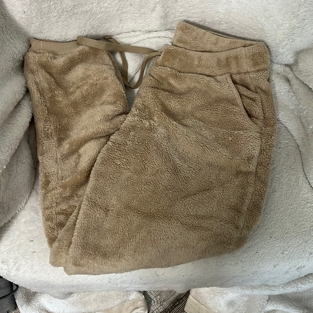 Sherpa joggers